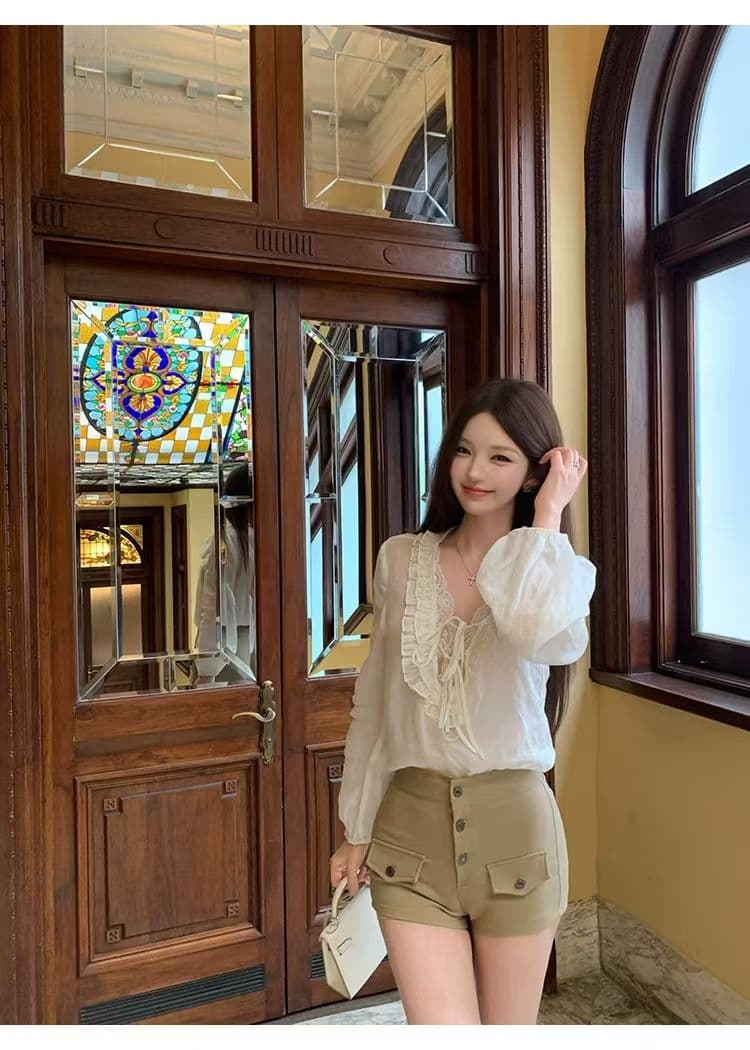 프랑스식 궁정 바람 스트랩 여성 셔츠 품격 달콤함 연령 감소 쇼트 스타일 레이스 작은 셔츠 새로운 켜기 반바지 투피스 세트 상세 이미지 7