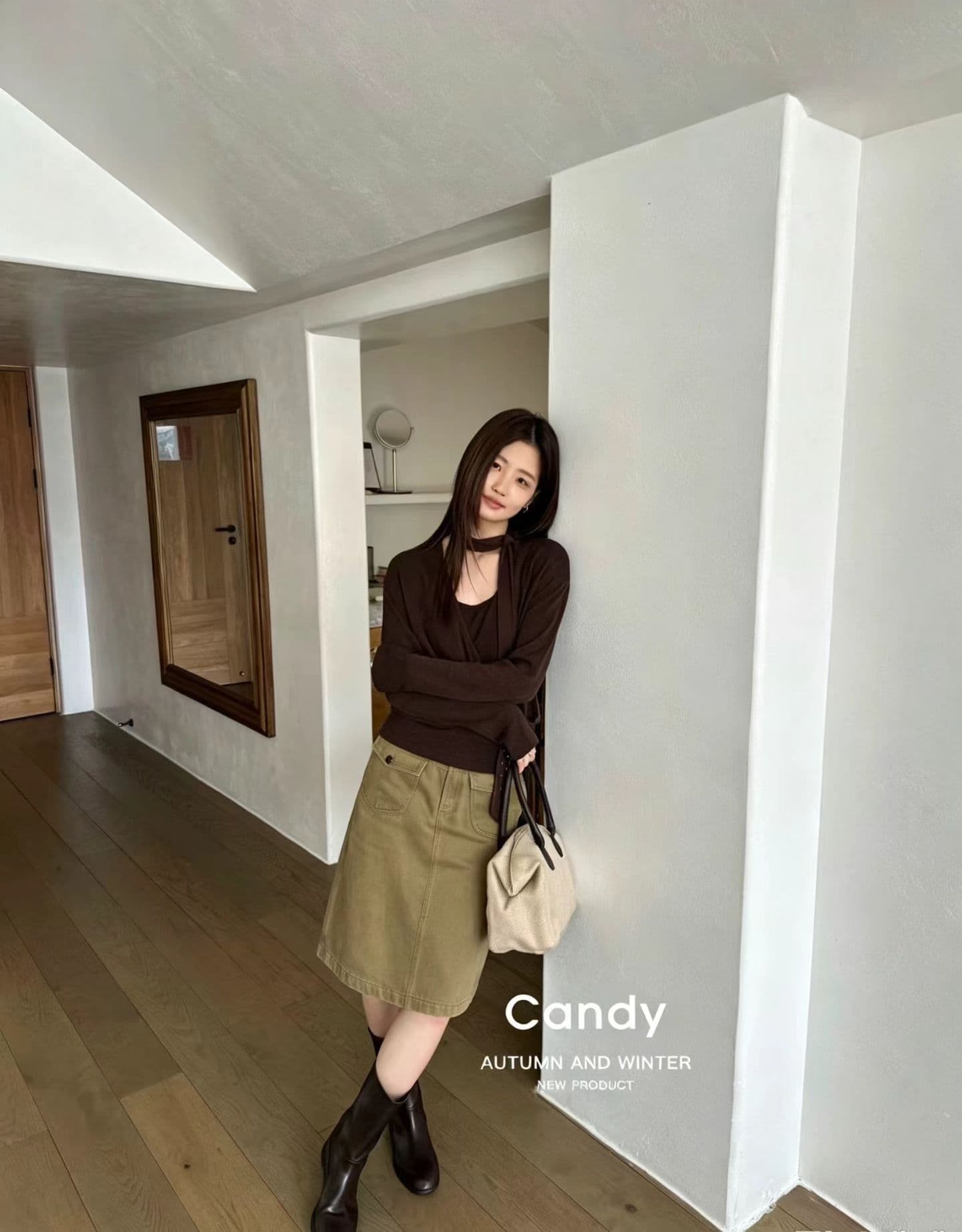 다용도 미니멀리즘 슈퍼 느슨함 분위기 센스 슬림해 보이는 작은 셔츠 경기 스카프 상세 이미지 5
