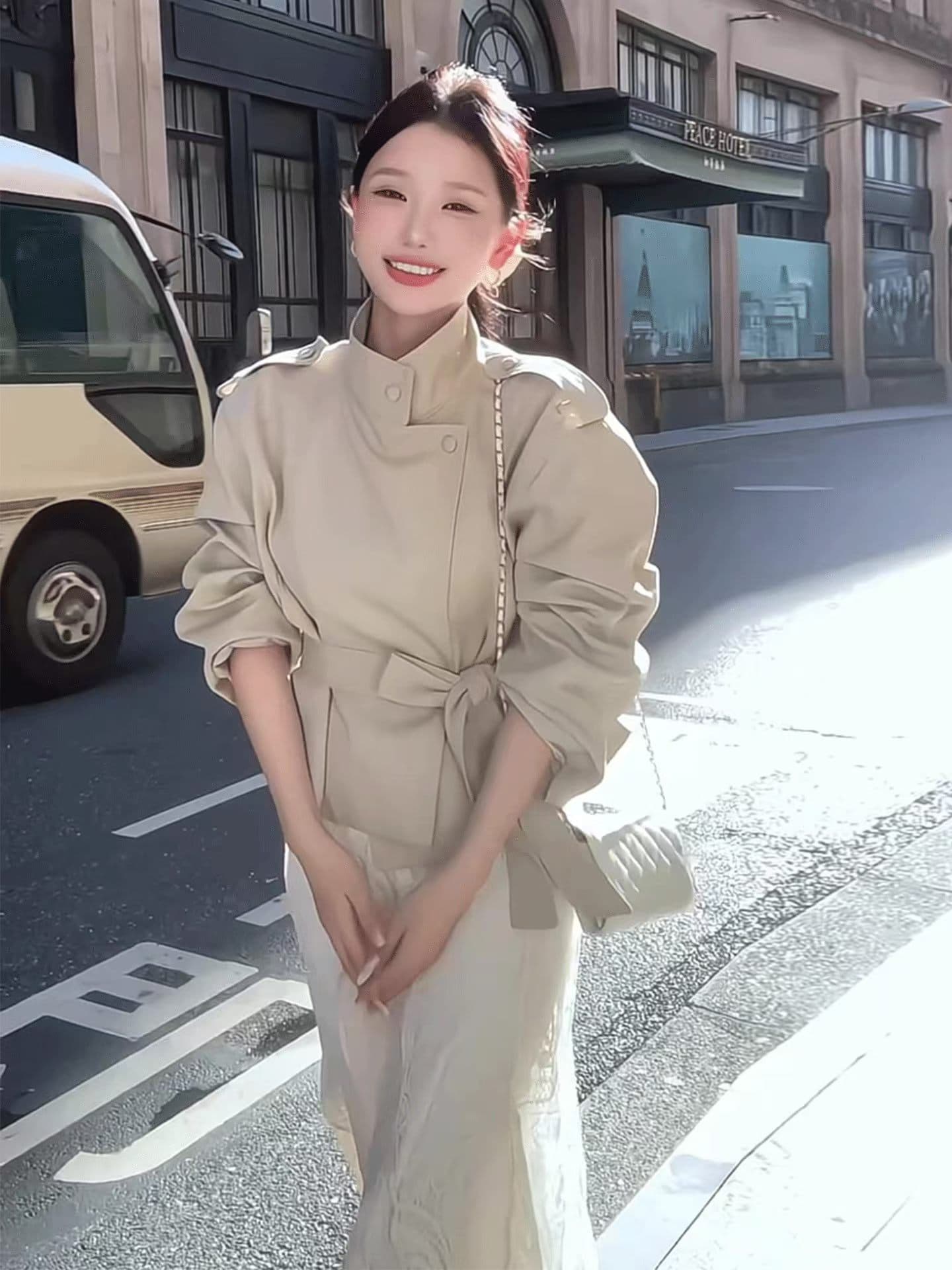 카키 색 스탠드 칼라 바람막이 여성 코트 가을 2026 한국 스타일 루즈핏 쇼트 스타일 재킷 반신 스커트 투피스 세트 상세 이미지 3