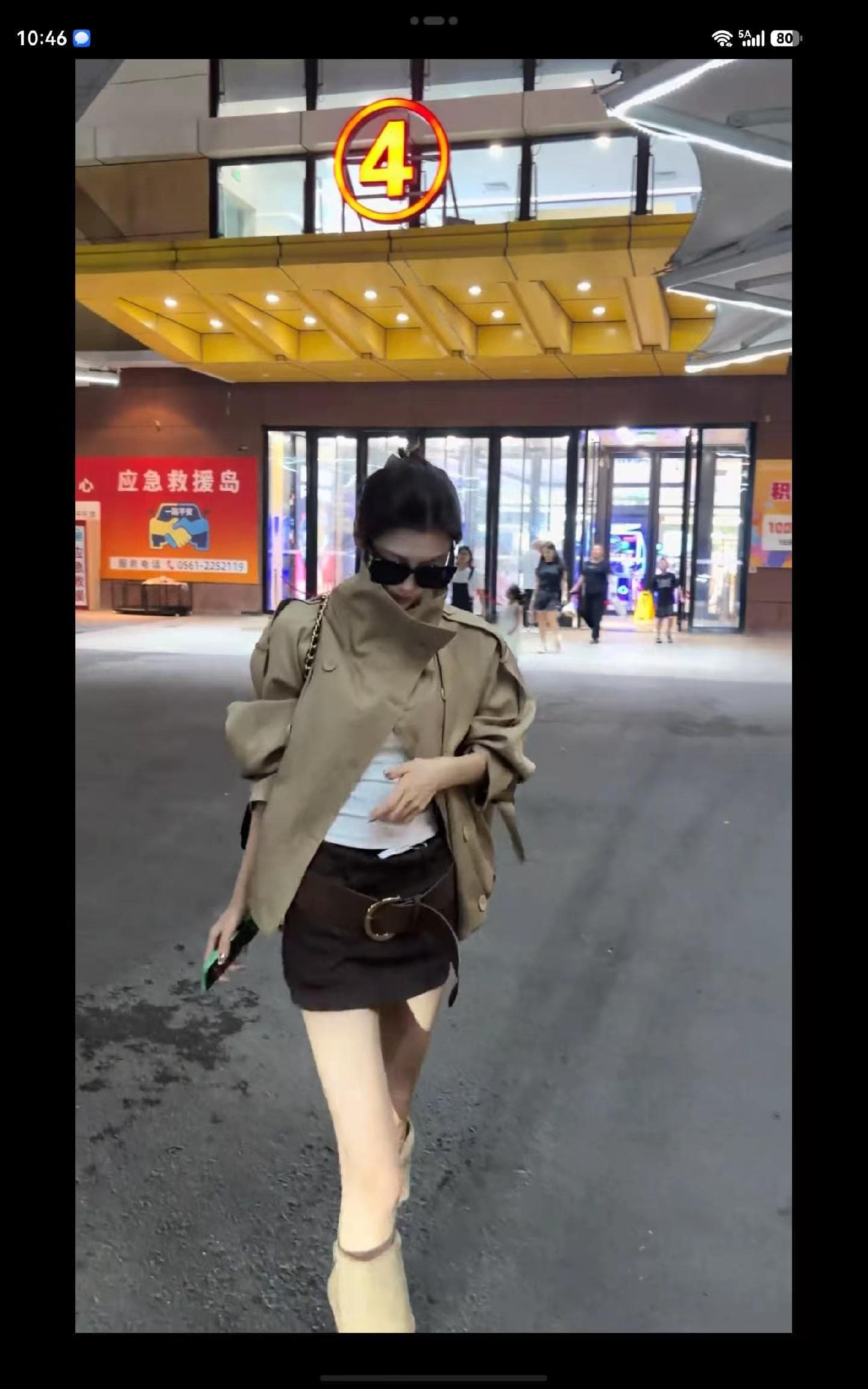 한 부서 새로운 영국식 바람 품격 스탠드 칼라 바람막이 여성 코트 가을 이중 버튼 카키 색 루즈핏 쇼트 스타일 맨위 상세 이미지 1