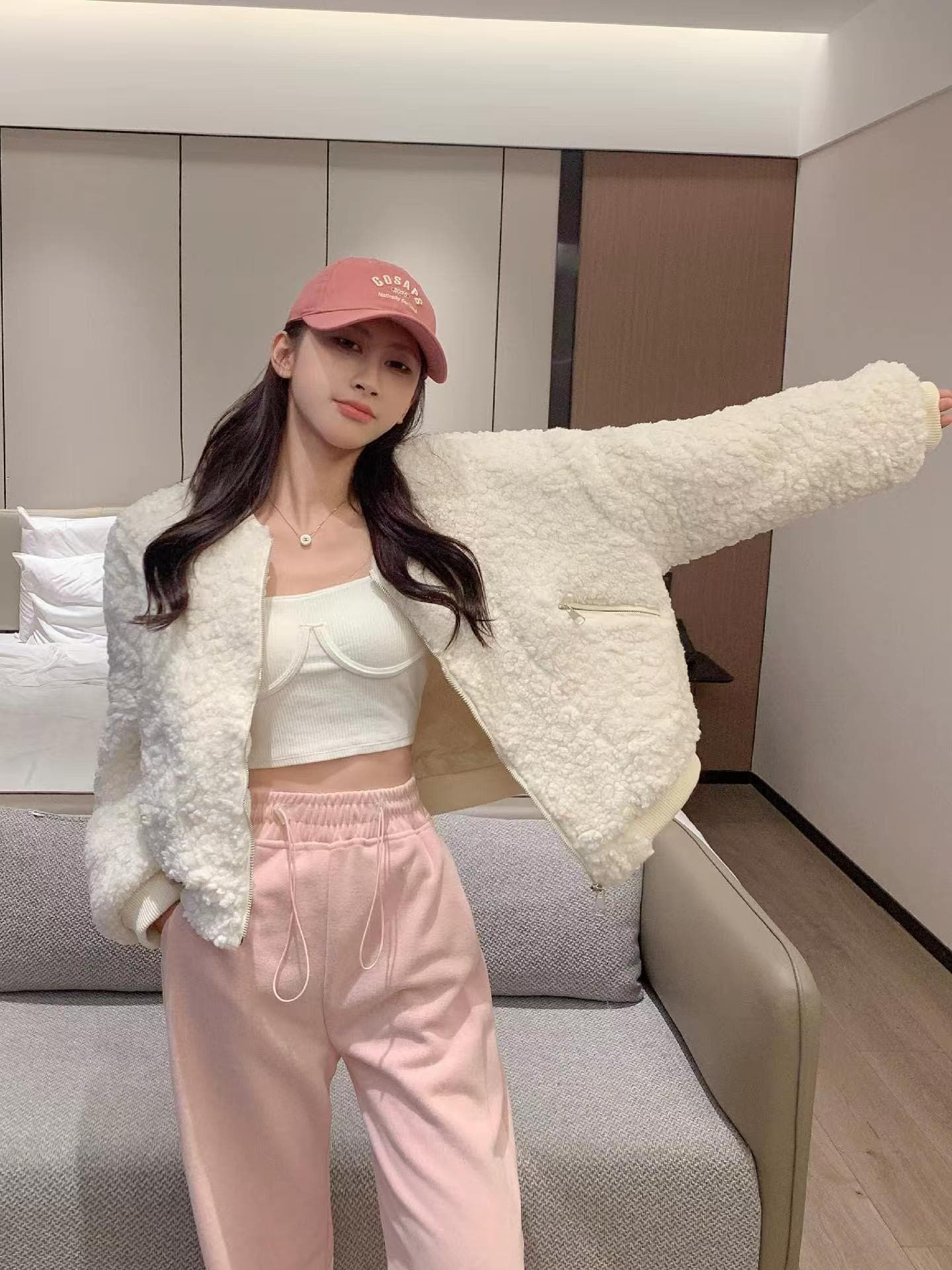 화이트 양털 짧은 여성 코트 가을 겨울철 지퍼 맨위 작은 키 한 부서 착용 가져 가라. 상세 이미지 3