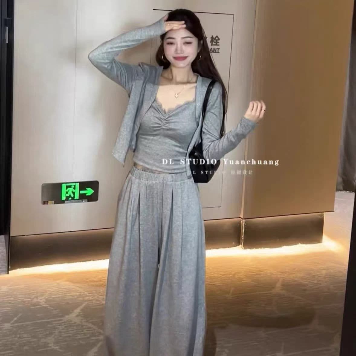 새로운 한국 스타일 패션 달콤한 핫걸 캐미솔 긴팔 오픈 가디건 허리밴드 와이드 레그 팬츠 3종 세트 상세 이미지 2