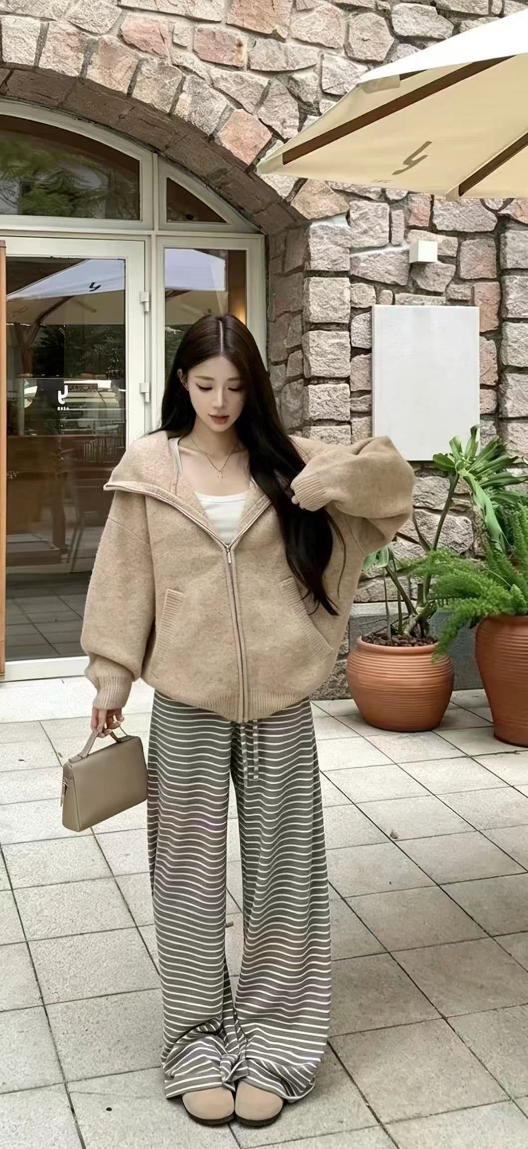 가을 겨울 새로운 편안함 폭탄 바지 게으른 바지 편안함 도루 센스 스트라이프 다용도 루즈핏 스트레이트 팬츠 스웨터 투피스 세트 이미지 4