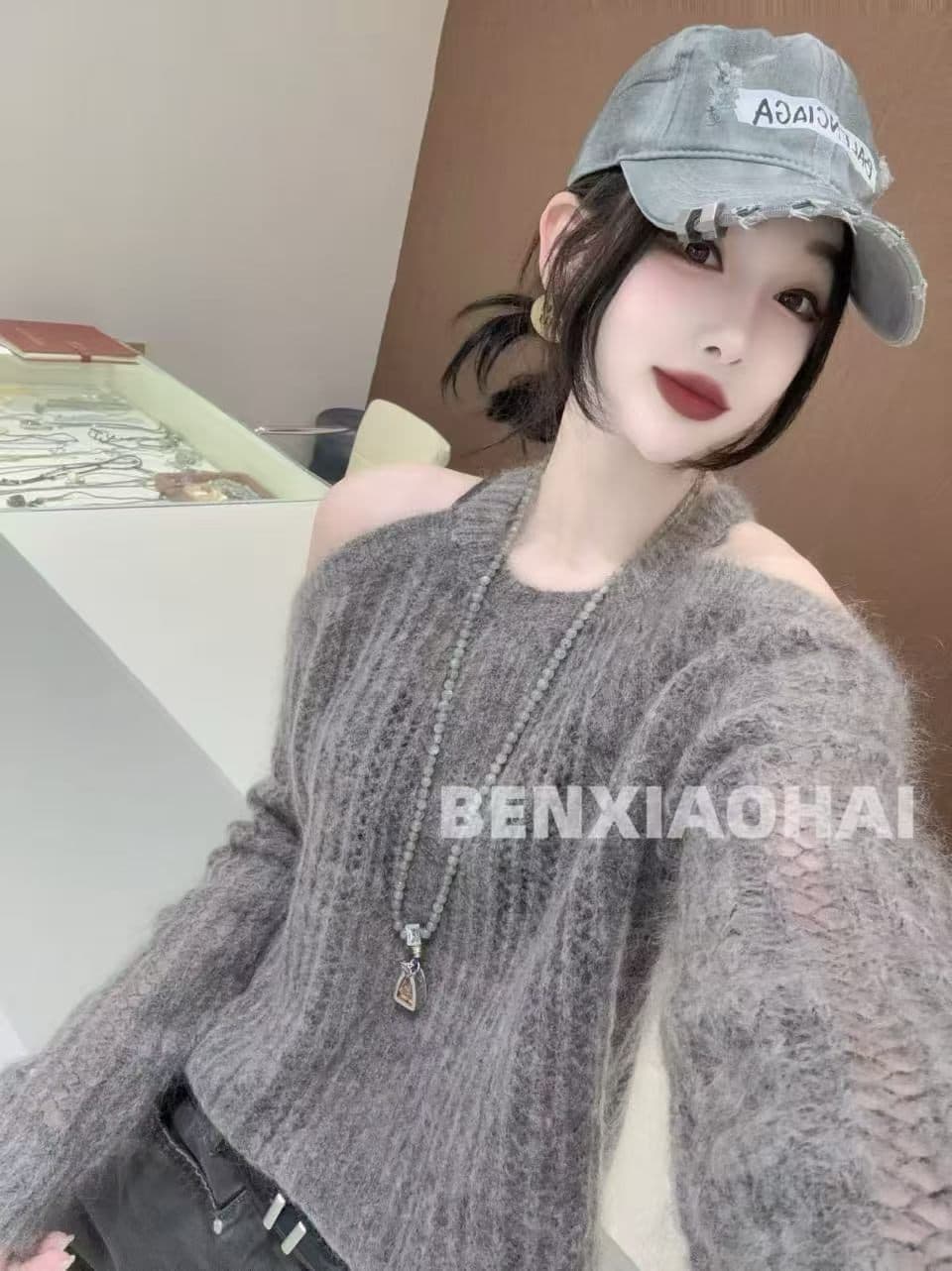 한국 chic 가을 품격 다용도 라운드 넥 홀로우 아웃 오프숄더 디자인 센스 작은 대중 루즈핏 긴팔 니트 스웨터 여자 상세 이미지 8