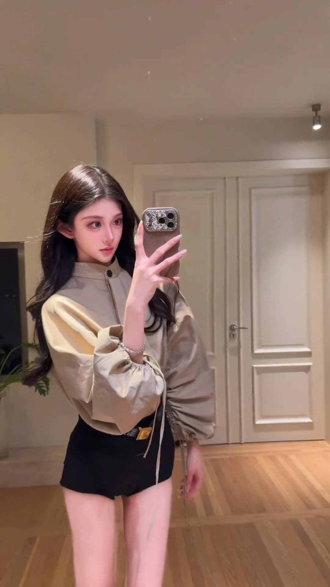 펌프 로프 스탠드 칼라 셔츠 벌룬 소매 펌프 Pleat 짧은 외투 가을 재킷 폭발 2026 새로운 캐주얼 바지 투피스 세트 상세 이미지 2