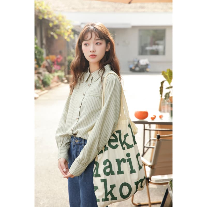 싱글 주머니 출퇴근 밝은 녹색 스트라이프 여성 셔츠 봄 가을 2026 새로운 프랑스식 레트로 폴로 칼라 긴팔 품격 맨위 이미지 5