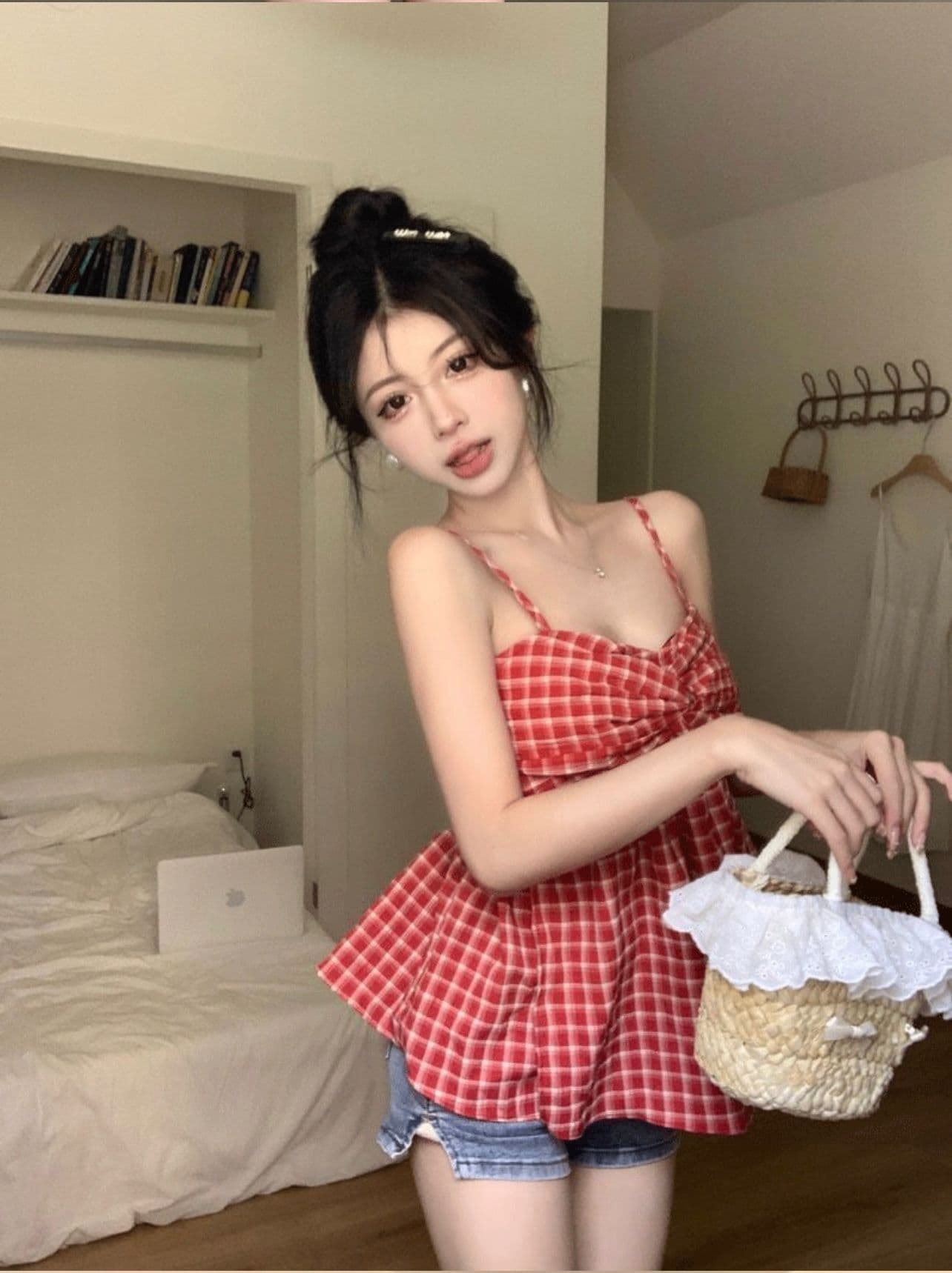 여름 새로운 달콤한 핫걸 허리 수축 민소매 작은 셔츠 어깨끈 조정 명중 가져 가라. 조끼 여성 순수한 욕망 바람 슬립 맨위 상세 이미지 9