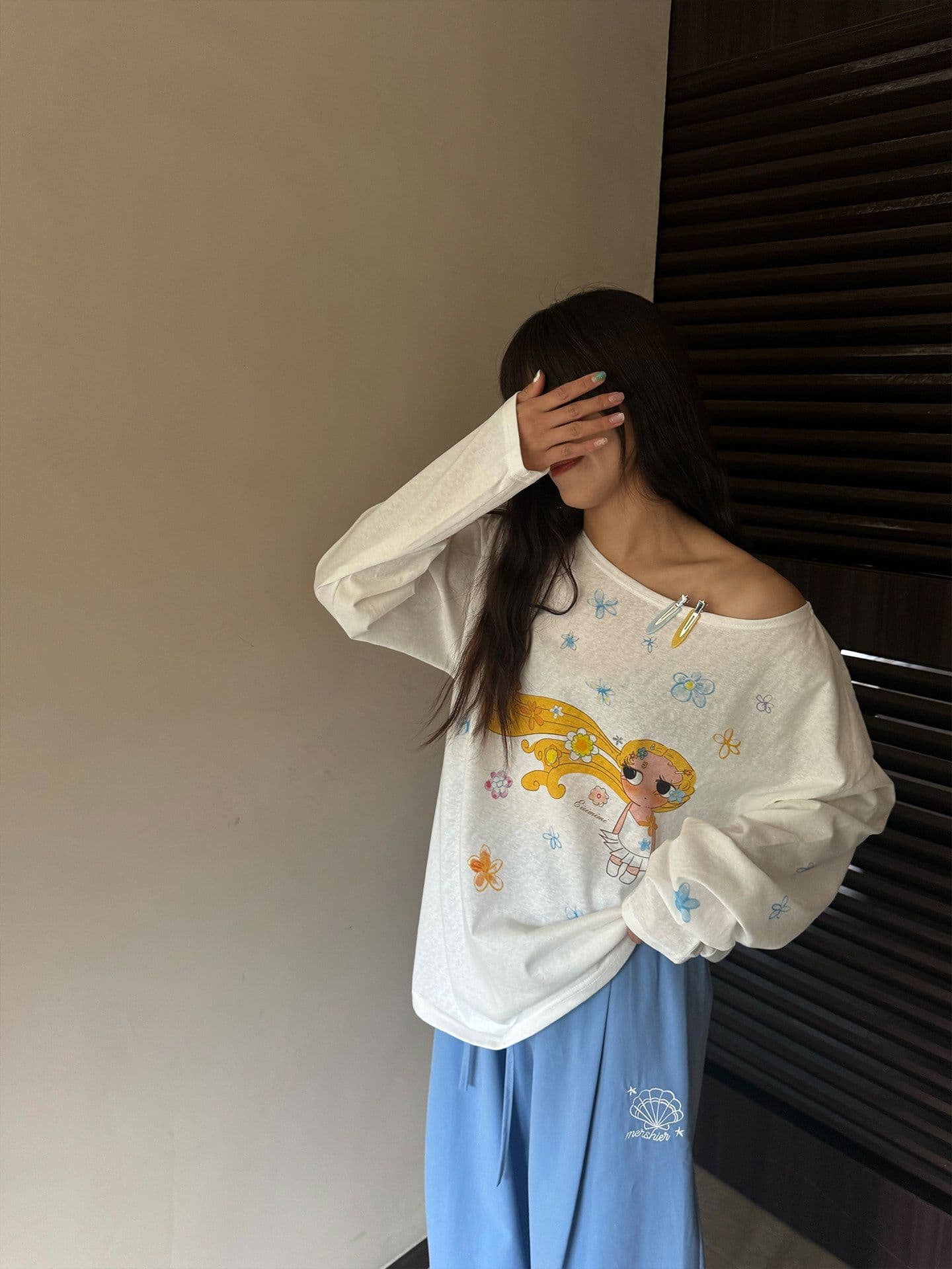 한 부서 만화 프린트 오프숄더 라이 경기 서울 티셔츠 긴팔 여름 느긋한 통기성 여름 자외선 차단 블라우스 루즈핏 맨위 상세 이미지 2