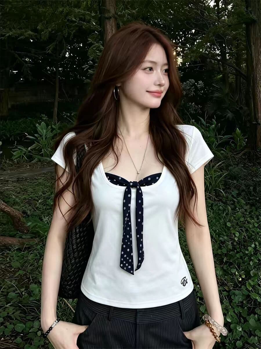 한 부서 나비 매듭 페이크 레이어드 반팔 티셔츠 2026 여름 새로운 도트 무늬 배색 몸매 가꾸기 슬림해 보이는 맨위 여성 의류 이미지 4
