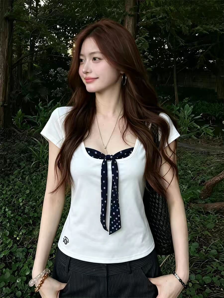 한 부서 나비 매듭 페이크 레이어드 반팔 티셔츠 2026 여름 새로운 도트 무늬 배색 몸매 가꾸기 슬림해 보이는 맨위 여성 의류 상세 이미지 5