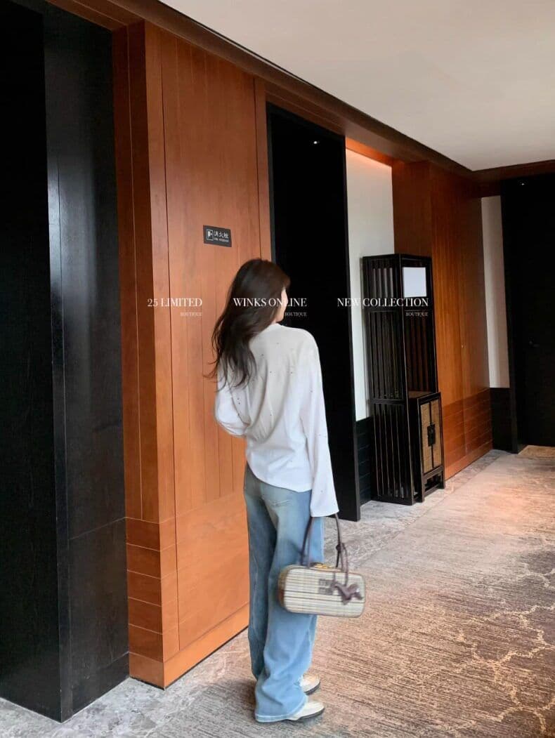 모방 면 당겨 프레임 한 부서 느긋한 바람 화이트 긴팔 티셔츠 여성 핫픽스 알파벳 프린트 루즈핏 자외선 차단 맨위 상세 이미지 31