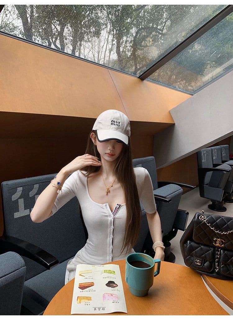 레트로 구덩이 기사 반팔 티셔츠 여성 디자인 센스 품격 몸매 가꾸기 슬림해 보이는 여름 u 칼라 허리 수축 맨위 상세 이미지 15
