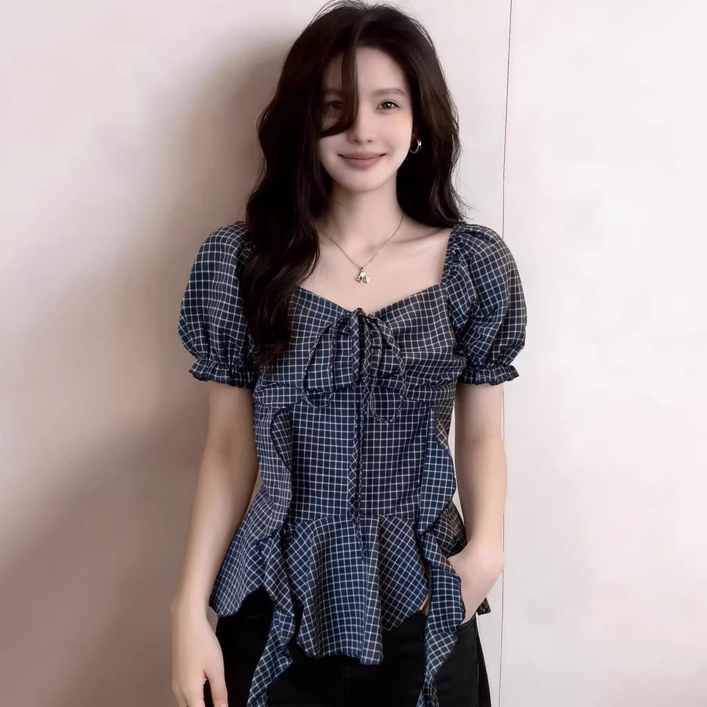 빅 사이즈 표지 배 프랑스식 레트로 리본 체크무늬 여성 셔츠 여름 통통한 여동생 슬림해 보이는 거품 소매 광장 칼라 맨위 이미지 3