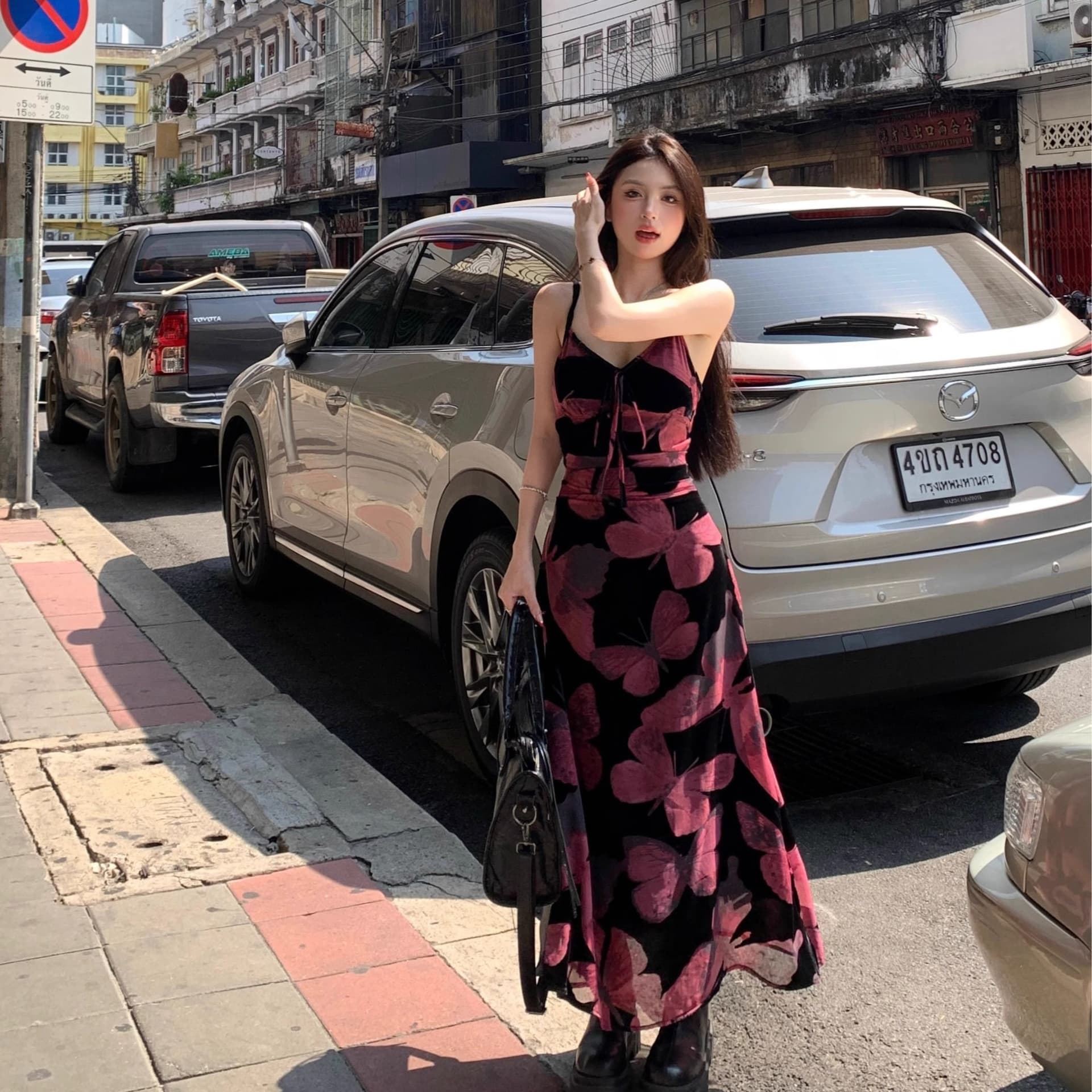 레트로 나비 프린트 슬립 여성 드레스 여름 섹시함 순수한 욕망 타이트 스커트 빨간색 허리 수축 슬림해 보이는 짧은 치마 이미지 5