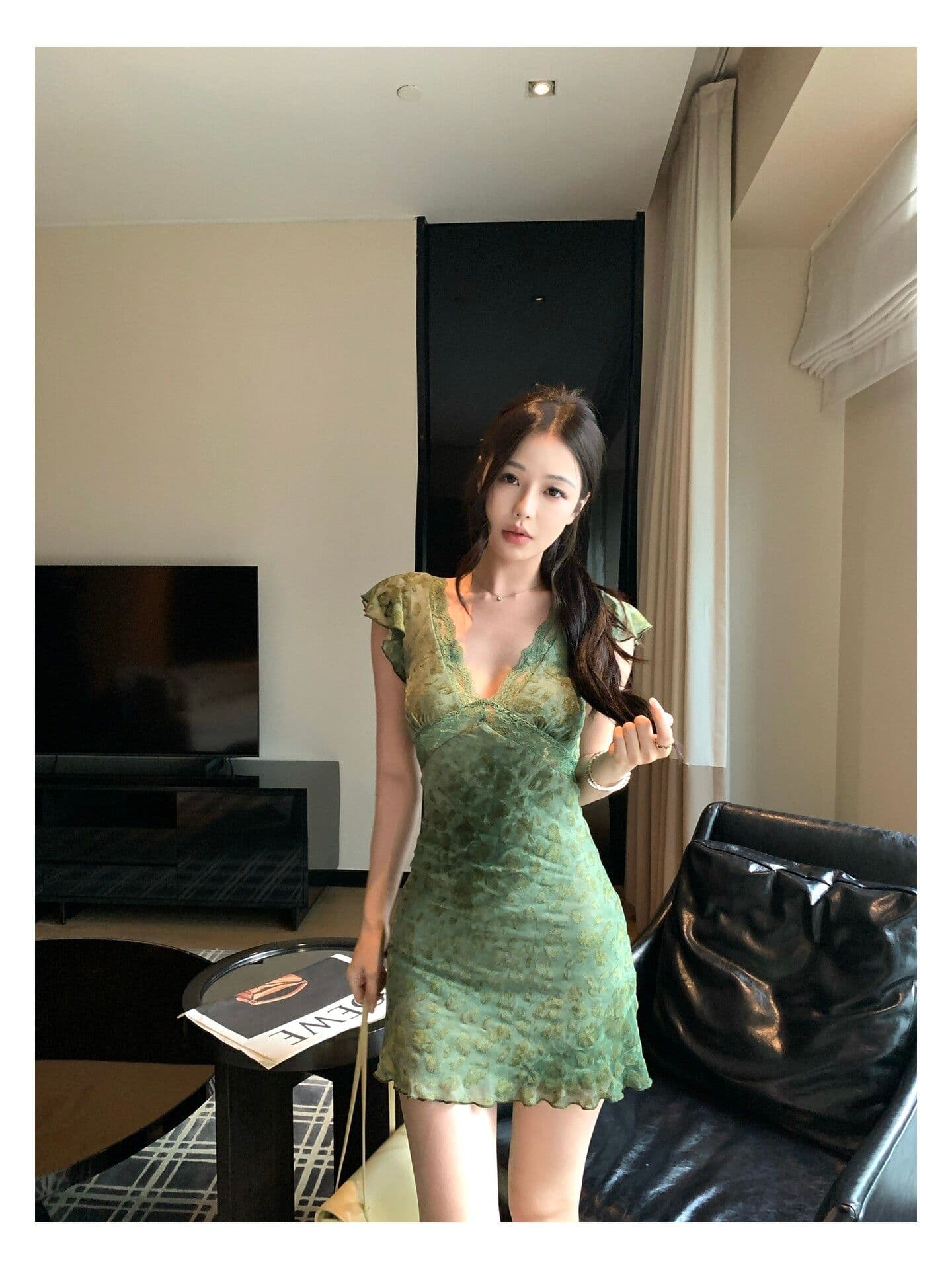 한 부서 레이스 조각 디자인 센스 작은 날다 소매 비스듬한 자르다 녹색 레오파드 무늬 치마 깊은 v 섹시함 몸매 가꾸기 허리 수축 드레스 상세 이미지 14