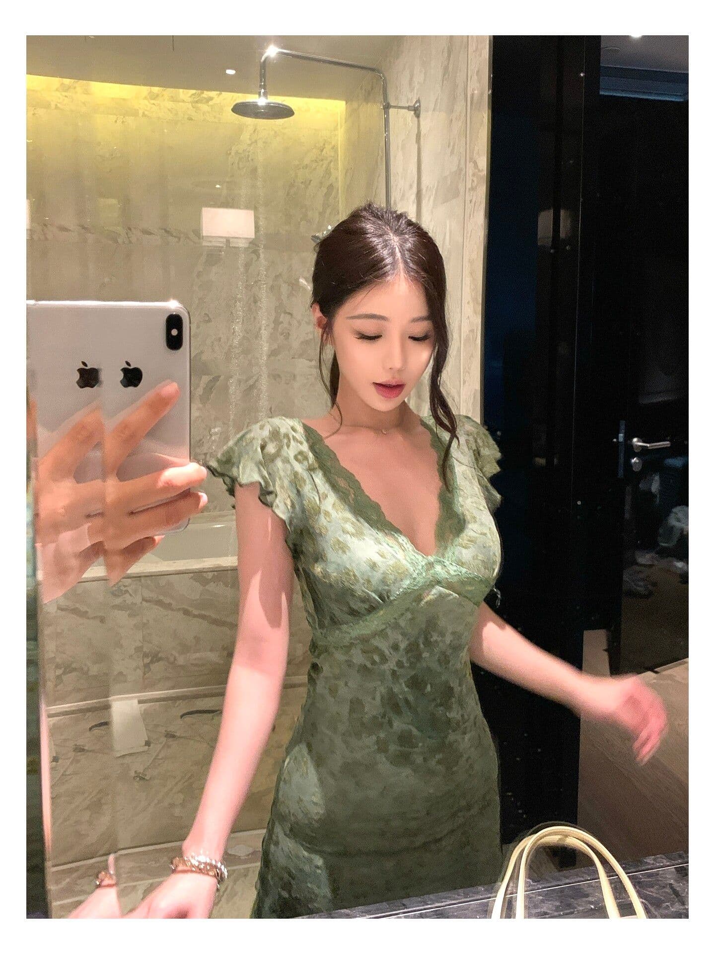 한 부서 레이스 조각 디자인 센스 작은 날다 소매 비스듬한 자르다 녹색 레오파드 무늬 치마 깊은 v 섹시함 몸매 가꾸기 허리 수축 드레스 상세 이미지 16