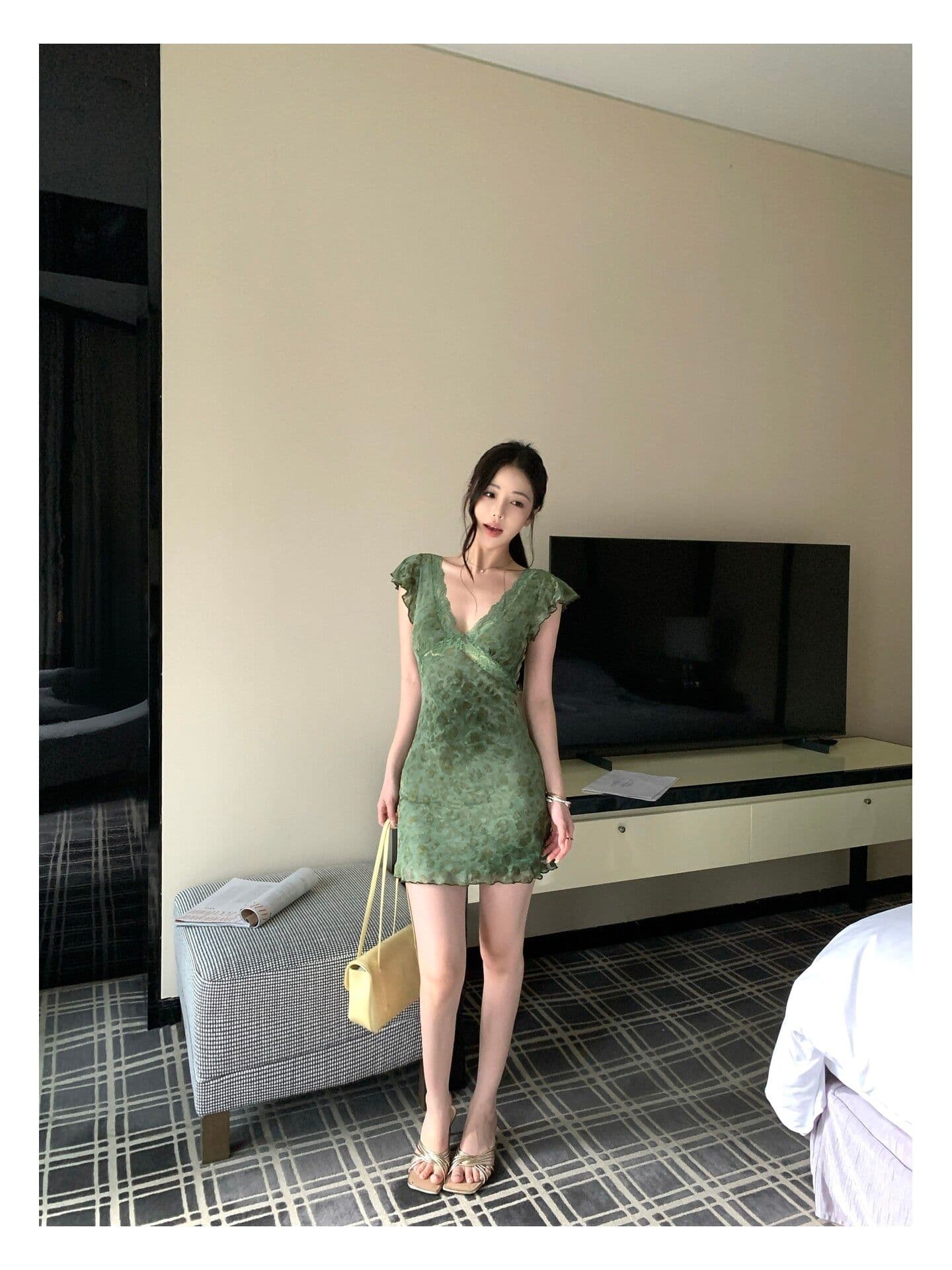 한 부서 레이스 조각 디자인 센스 작은 날다 소매 비스듬한 자르다 녹색 레오파드 무늬 치마 깊은 v 섹시함 몸매 가꾸기 허리 수축 드레스 상세 이미지 20