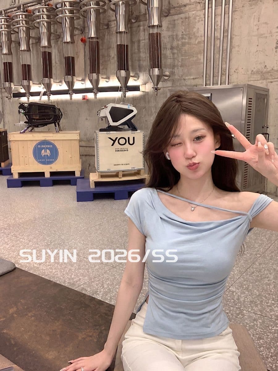 한 부서 디자인 센스 스트라이프 티셔츠 여성 비스듬한 어깨 핫걸 주름 허리 수축 작은 대중 불규칙 몸매 가꾸기 오프숄더 작은 맨위 이미지 3