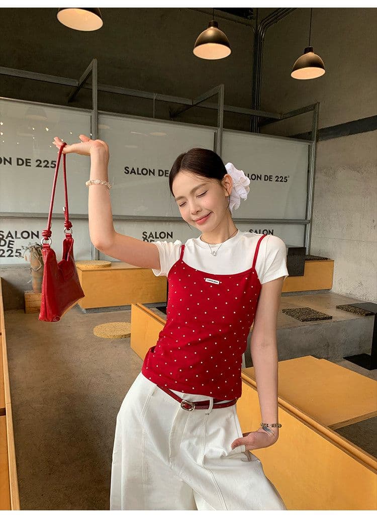 좋은 면 핫걸 바람 페이크 레이어드 도트 무늬 반팔 티셔츠 여성 여름 작은 대중 디자인 센스 몸매 가꾸기 긍정적 인 어깨 의류 상세 이미지 1