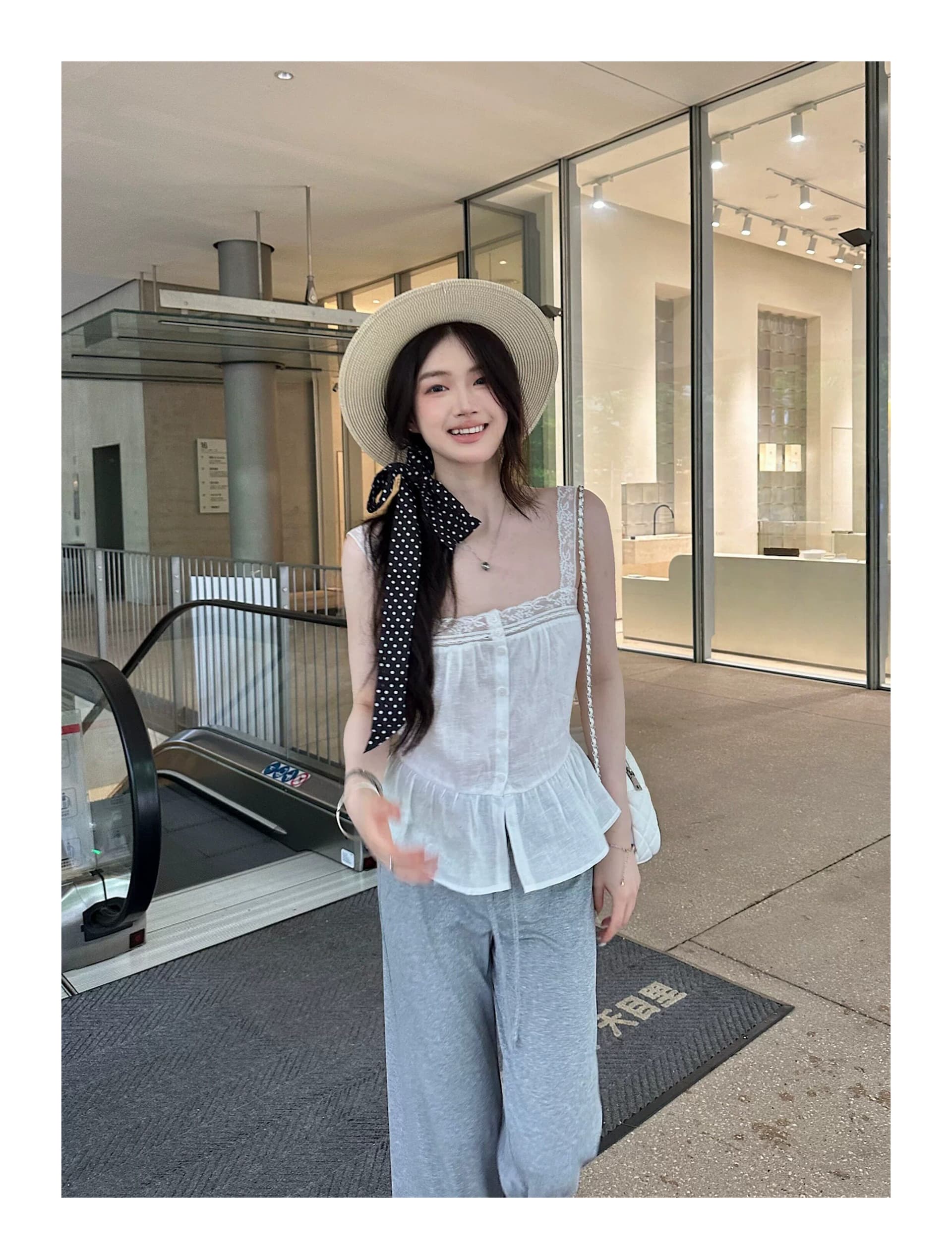 여름 새로운 패치워크 허리 수축 달콤함 작은 조끼 한 부서 작은 대중 레이스 레이스 슬립 민소매 면 린넨 맨위 여성 상세 이미지 2