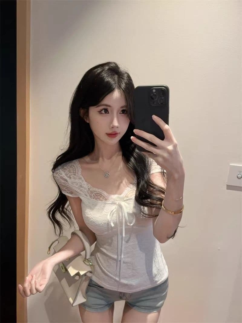 레이스 조각 레이스업 V넥 반팔 티셔츠 여성 2026 여름 새로운 다용도 순수한 욕망 몸매 가꾸기 허리 수축 핫걸 맨위 상세 이미지 5
