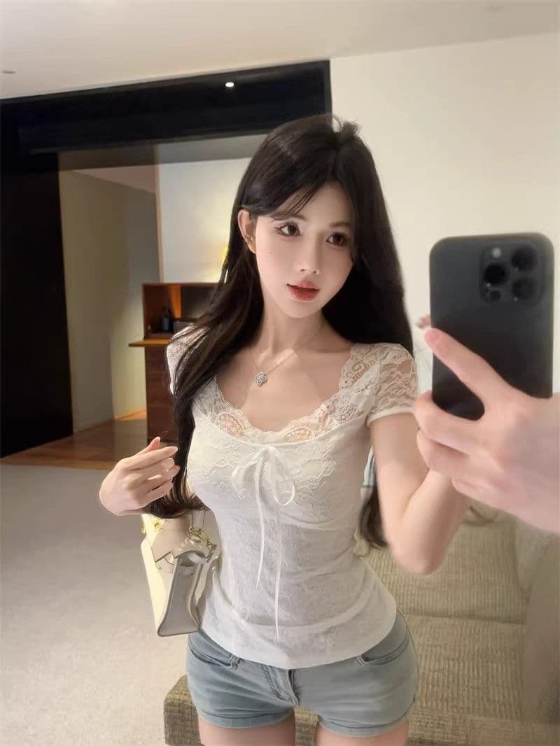 레이스 조각 레이스업 V넥 반팔 티셔츠 여성 2026 여름 새로운 다용도 순수한 욕망 몸매 가꾸기 허리 수축 핫걸 맨위 상세 이미지 13