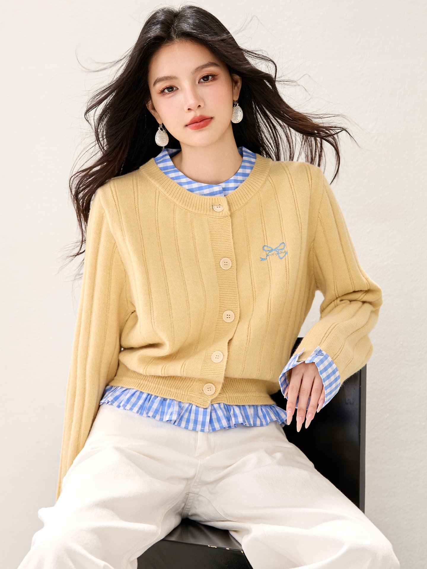 실사 2026 가을 겨울철 싱글 줄 버튼 아메리칸 레트로 체크무늬 패치워크 페이크 레이어드 스웨터 이미지 2
