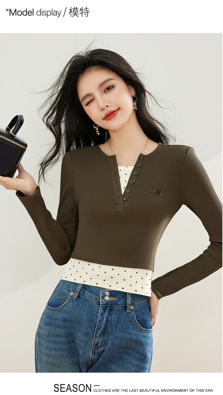 실사 2026 미니멀리즘 학원 스타일 페이크 레이어드 디자인 센스 작은 대중 다용도 슬림해 보이는 봄 맨위 여성 상세 이미지 3