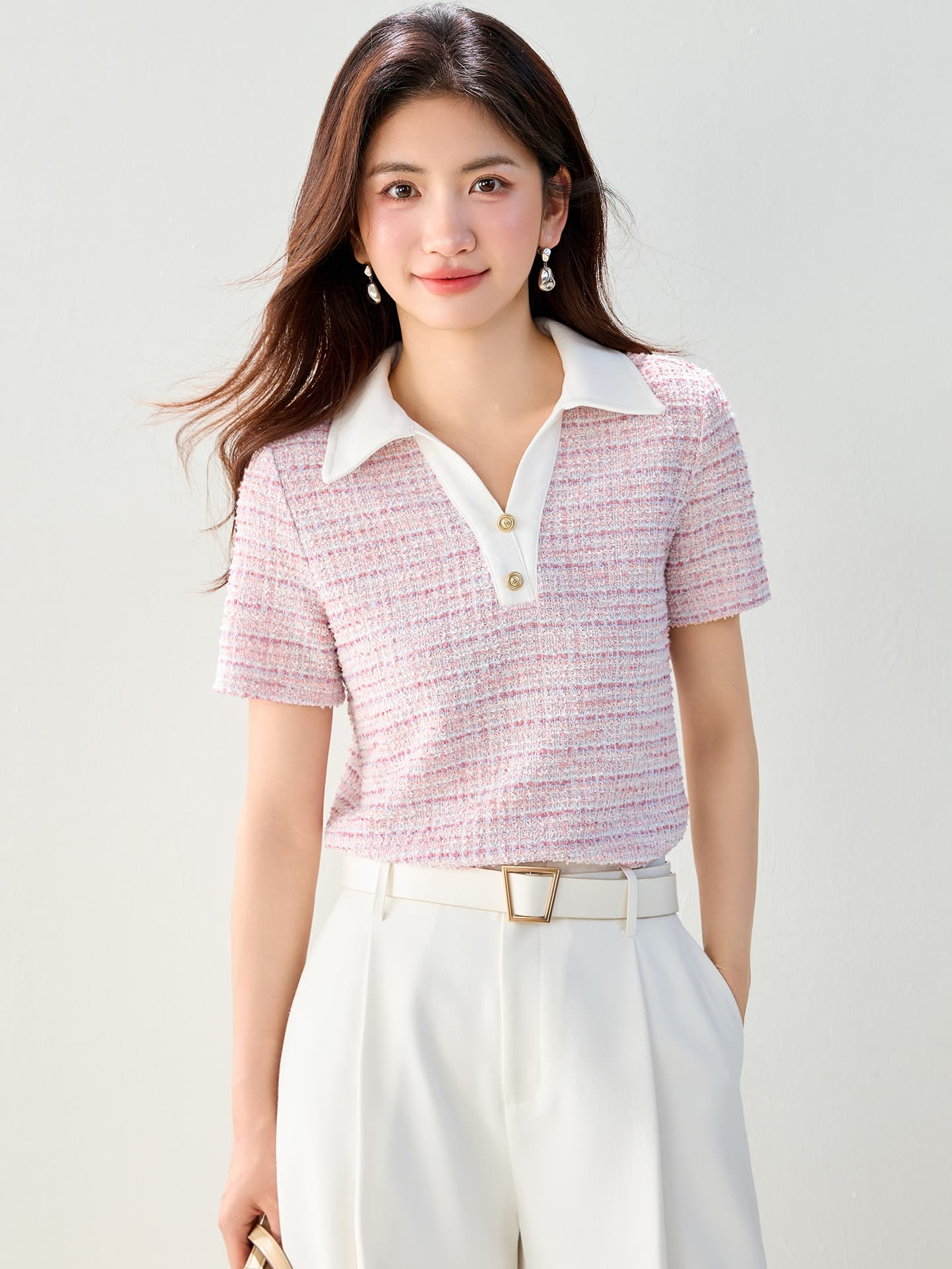 2026 여름 배색 작은 샤넬 스타일 POLO 칼라 티셔츠 루즈핏 V넥 품격 연령 감소 폴로 칼라 슬림해 보이는 맨위 이미지 3