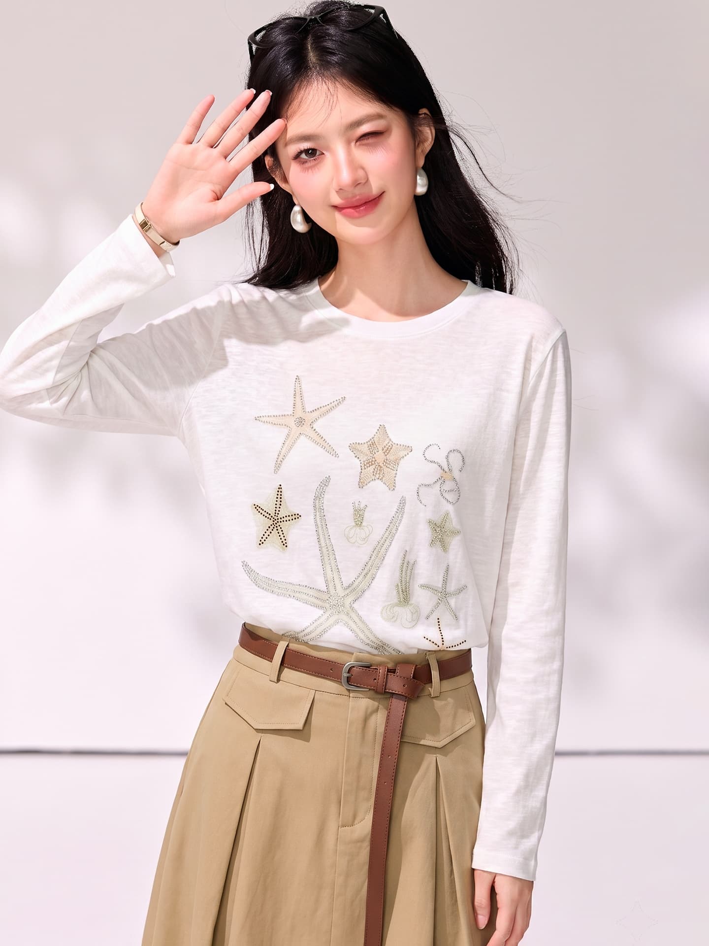 실사 럭키 불가사리 오리지널 새로운 긴팔 프린트 핫픽스 라운드 넥 티셔츠 화이트 루즈핏 캐주얼 느긋한 이미지 3