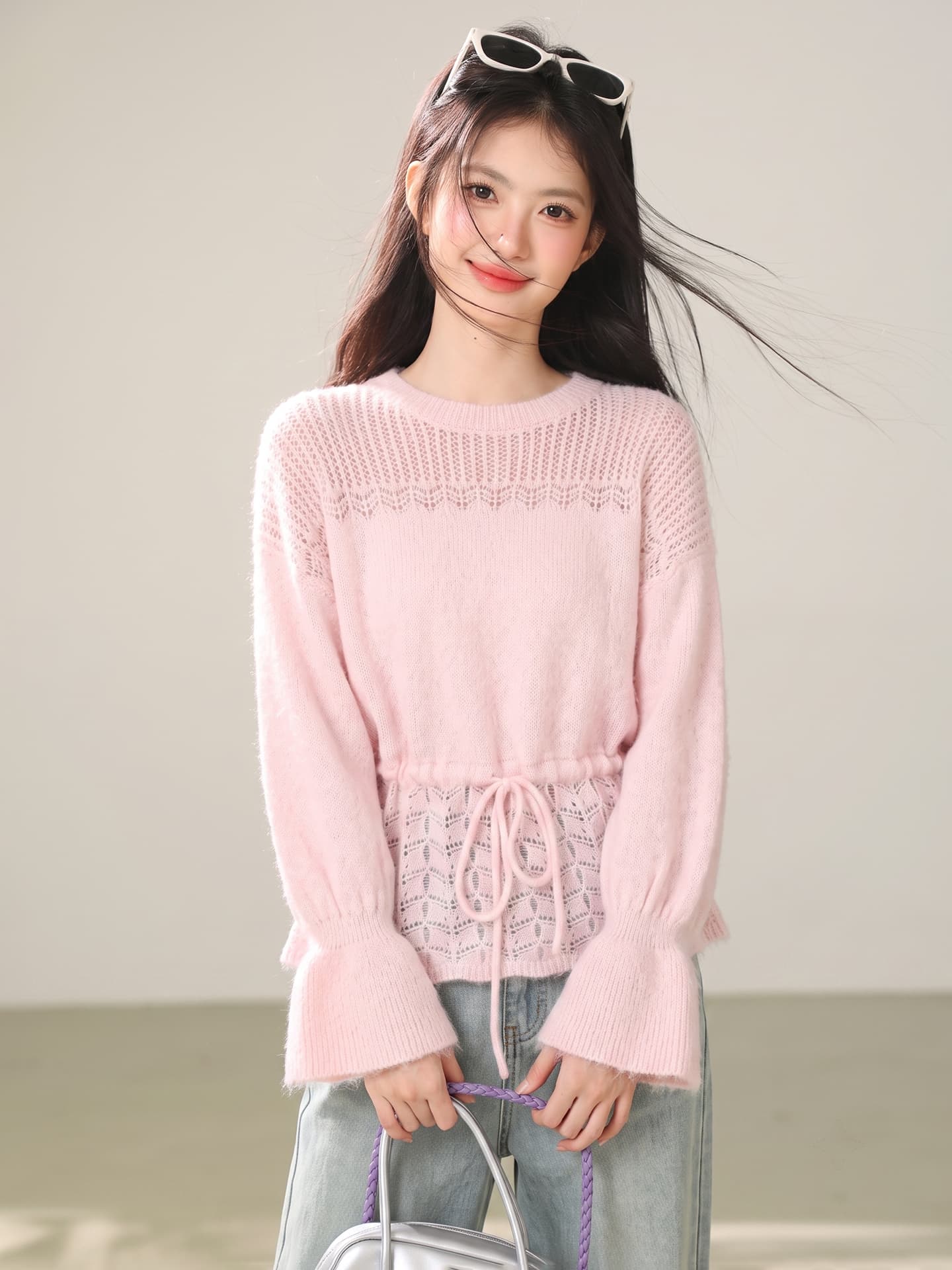 실사 프랑스식 부드러운 바람 홀로우 아웃 라운드 넥 나팔 소매 니트 스웨터 여성 느긋한 허리 수축 스트랩 슬림해 보이는 맨위 상세 이미지 3