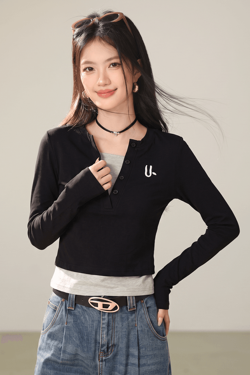 검정색 V넥 페이크 레이어드 긍정적 인 어깨 긴팔 티셔츠 여성 조기 가을 디자인 센스 몸매 가꾸기 인사이드 가져 가라. 기본 셔츠 쇼트 스타일 맨위 상세 이미지 4