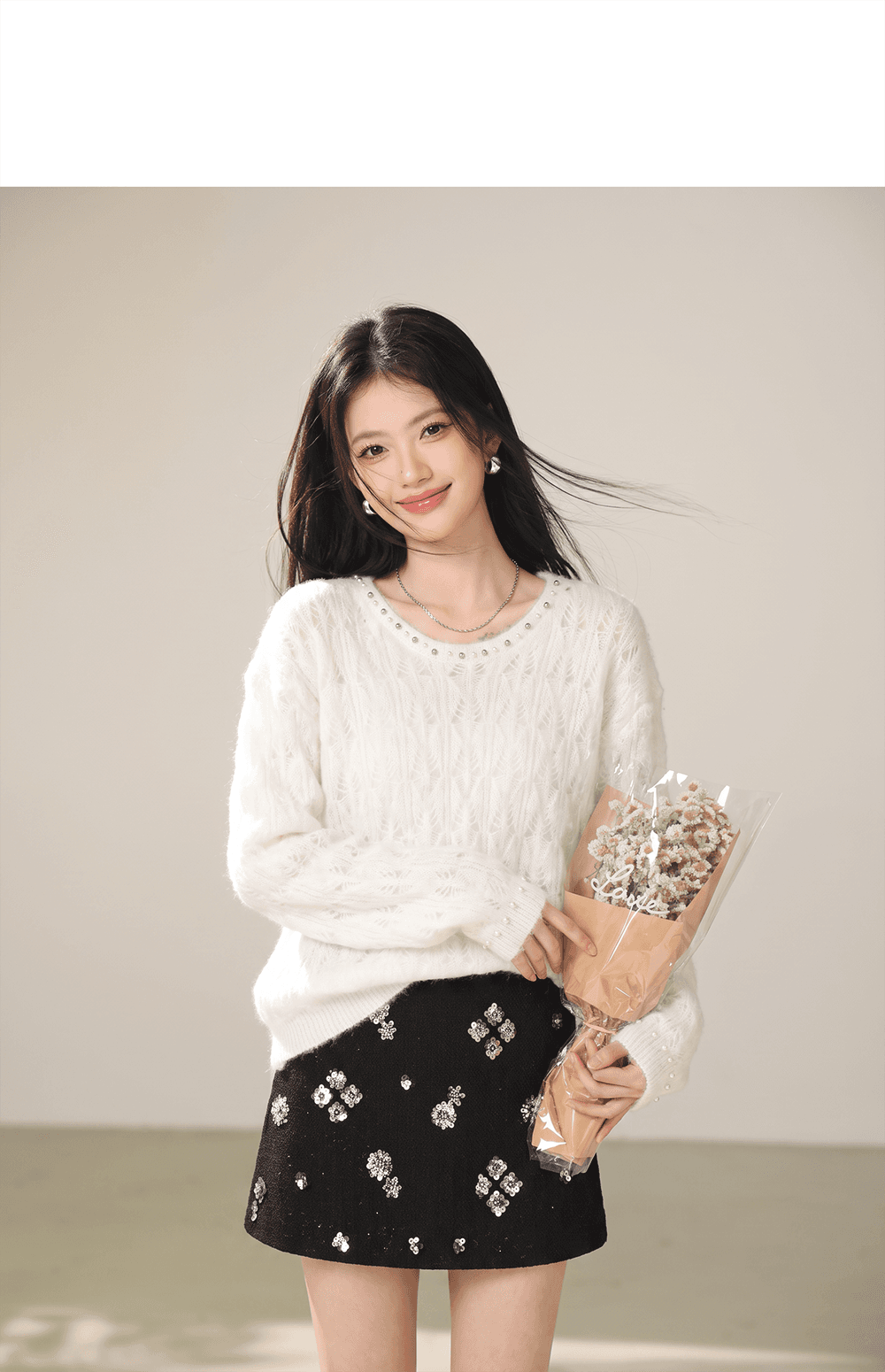실사 있음 2026 한 부서 홀로우 아웃 비즈 박기 풀오버 스웨터 여자 가을 느긋한 디자인 센스 니트 스웨터 맨위 상세 이미지 7