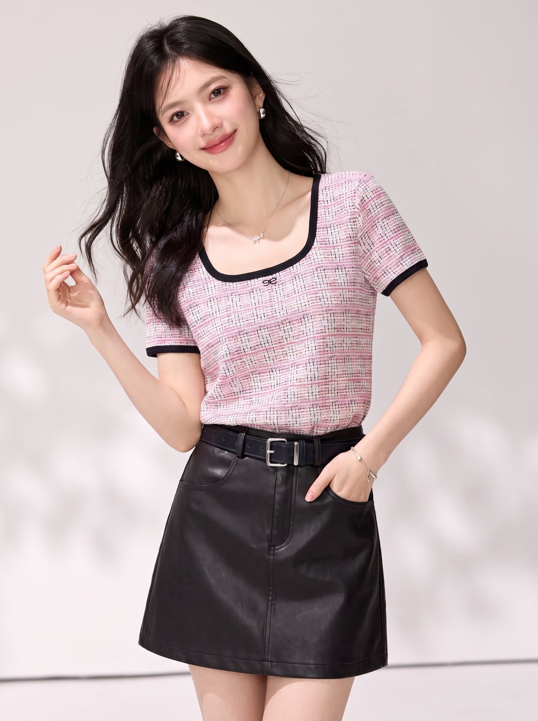 실사 작은 샤넬 스타일 배색 반팔 티셔츠 여성 여름 다용도 품격 몸매 가꾸기 슬림해 보이는 Chic 아름다운 맨위 이미지 3