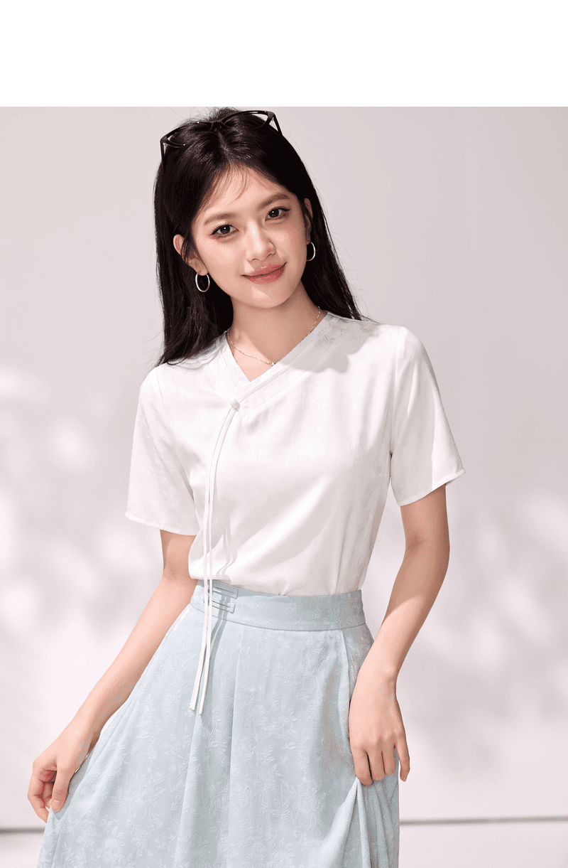 실사 여름 국풍 V넥 디자인 센스 반팔 여성 셔츠 새로운 중식 자카드 품격 말 얼굴 치마 맨위 상세 이미지 4