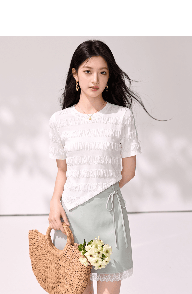 실사 불규칙 밑단 반팔 티셔츠 여성 2026 여름 새로운 Chic 디자인 센스 작은 대중 주름 맨위 상세 이미지 6