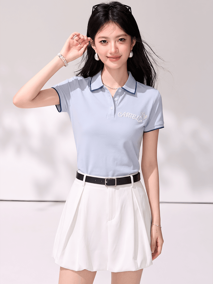실사 POLO 셔츠 여성용 짧은 소매 2026 여름 새로운 고유 한 디자인 센스 파란색 루즈핏 긍정적 인 어깨 티셔츠 맨위 이미지 2
