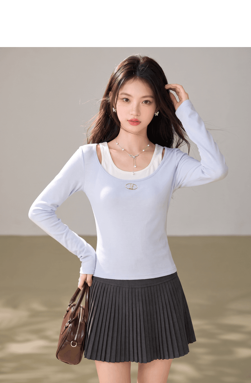 실사 한 부서 페이크 레이어드 홀로우 아웃 오프숄더 긴팔 티셔츠 여성 이른 가을 몸매 가꾸기 슬림해 보이는 디자인 센스 인사이드 잡아라. 의류 상세 이미지 2