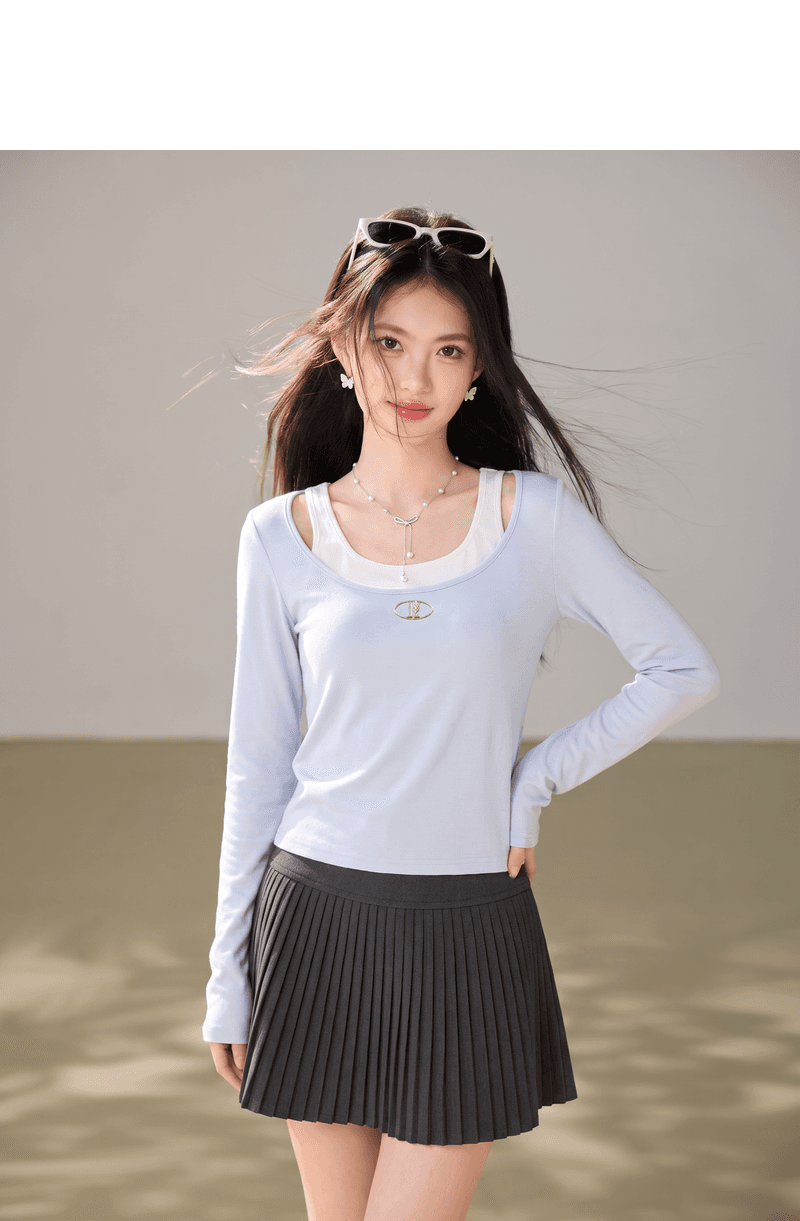 실사 한 부서 페이크 레이어드 홀로우 아웃 오프숄더 긴팔 티셔츠 여성 이른 가을 몸매 가꾸기 슬림해 보이는 디자인 센스 인사이드 잡아라. 의류 상세 이미지 3