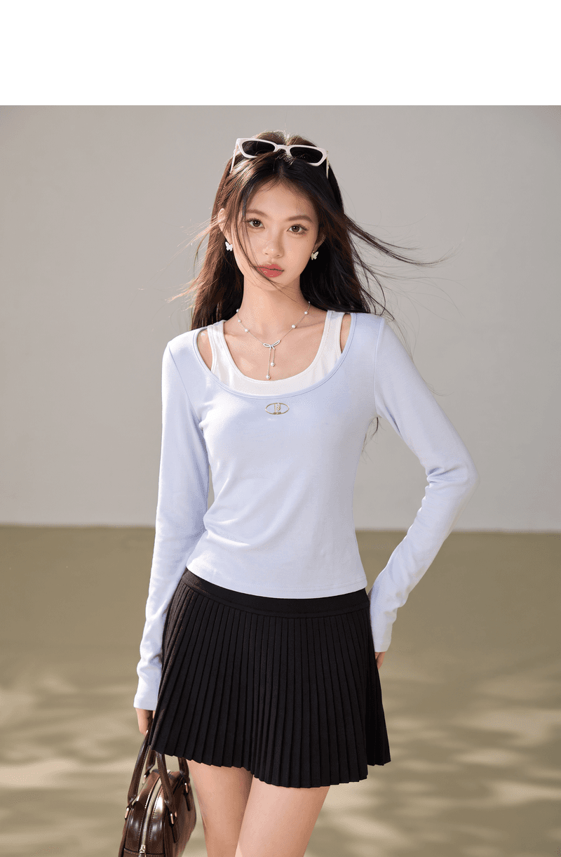 실사 한 부서 페이크 레이어드 홀로우 아웃 오프숄더 긴팔 티셔츠 여성 이른 가을 몸매 가꾸기 슬림해 보이는 디자인 센스 인사이드 잡아라. 의류 상세 이미지 4