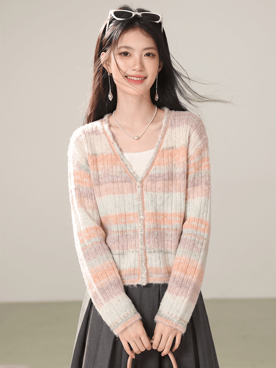 실사 부드러운 느긋한 바람 빛 럭셔리 슬림해 보이는 2026 년 가을 새로운 고유 한 그라데이션 배색 V넥 긴팔 이미지 2