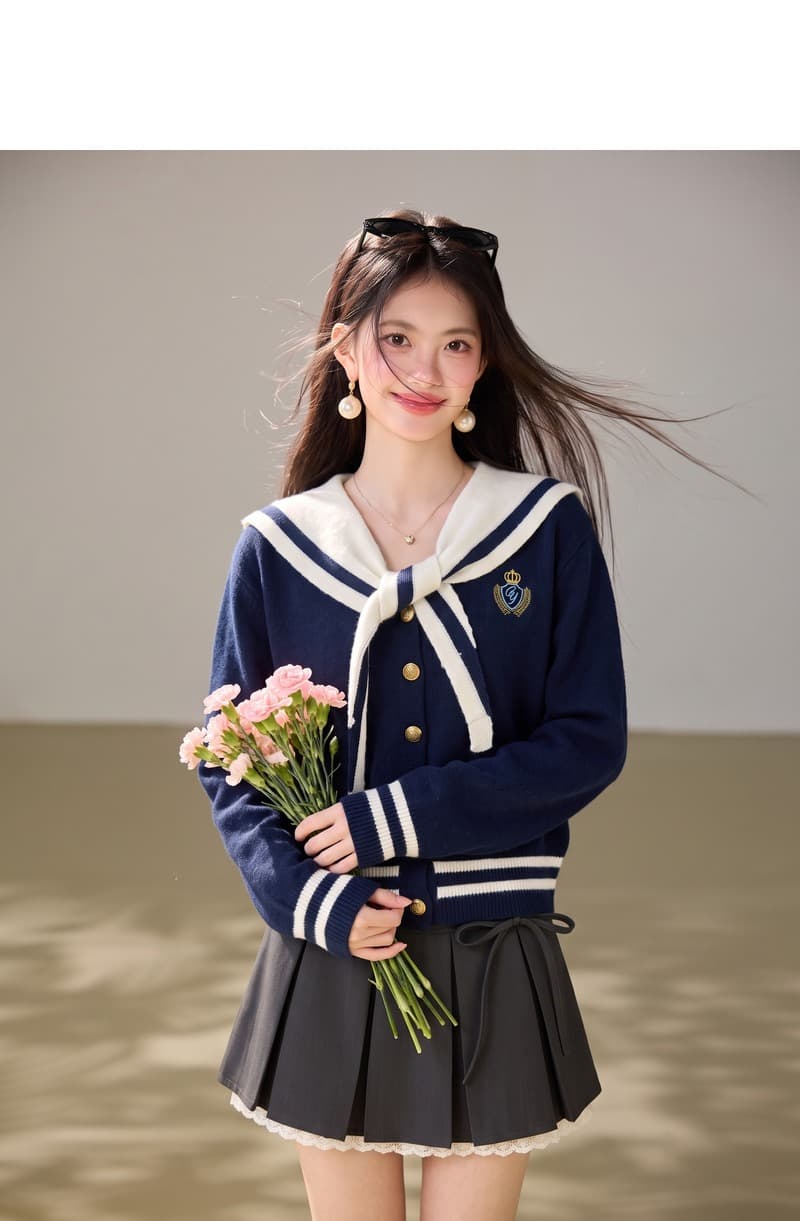 실사 있음 2026 학원 스타일 해군 칼라 페이크 레이어드 숄 스웨터 여자 가을 겨울철 느긋한 바람 짧은 코트 상세 이미지 3