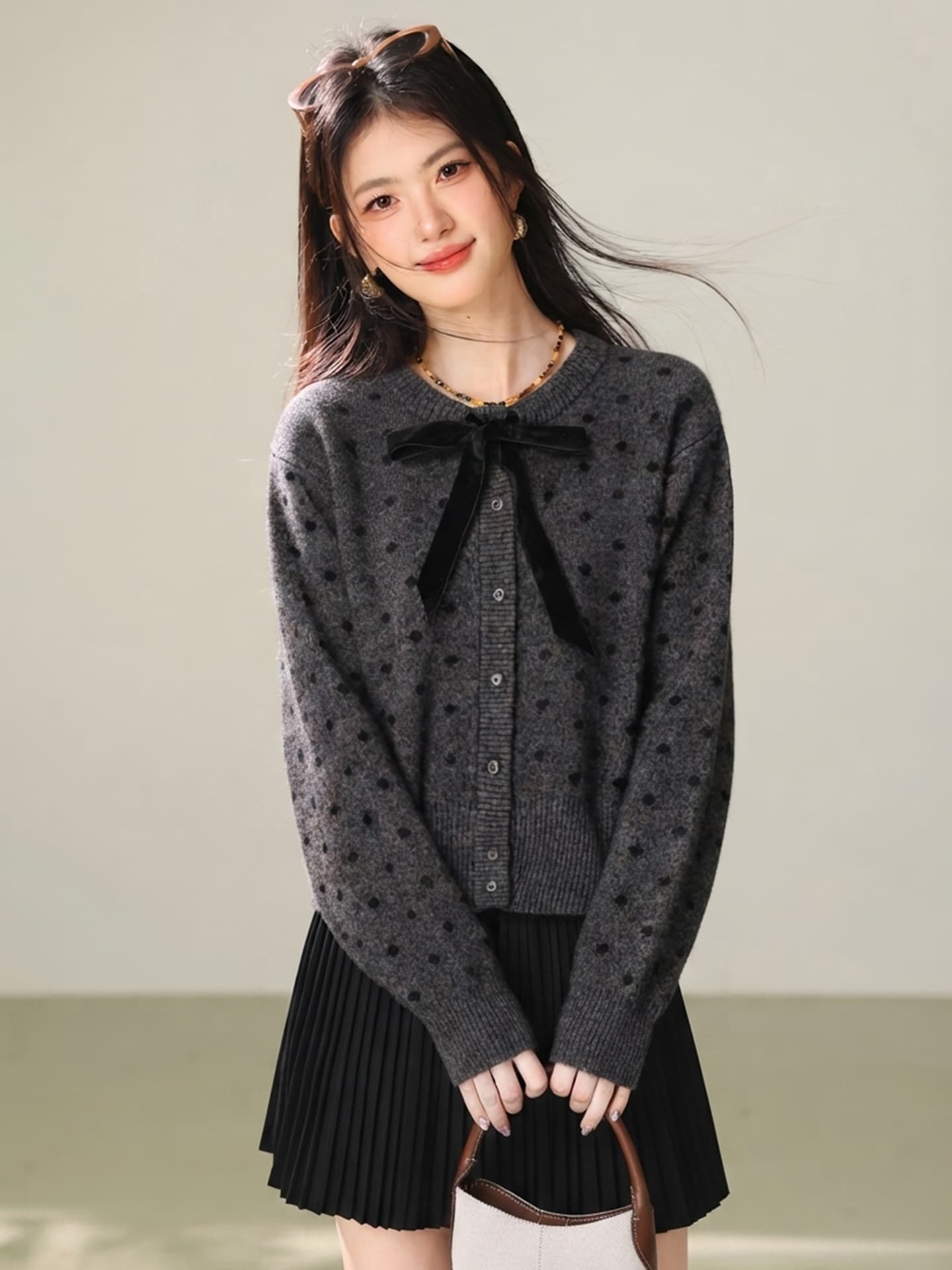 실사 2026 년 가을 나비 넥타이 도트 부드러운 오픈 가디건 맨위 패션 다용도 니트 스웨터 이미지 4