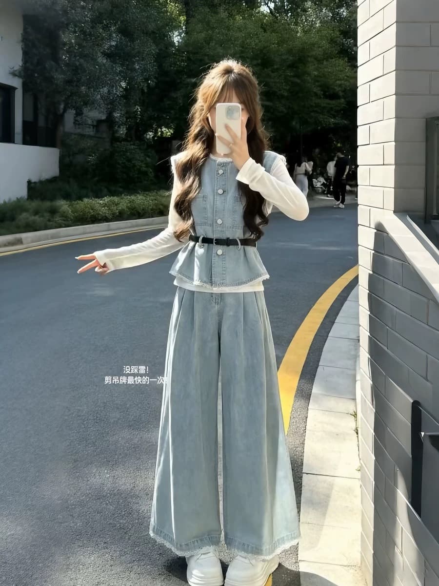 열린 봄 코디 전체 집합 2026 새로운 연령 감소 슬림해 보이는 데님 베스트 스택 착용 맨위 넓은 다리 길이 바지 3종 세트 상세 이미지 4