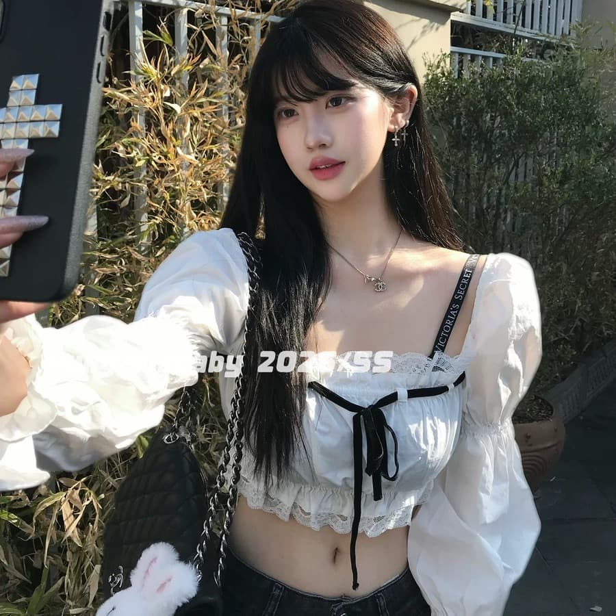 hungerlababy 26ss 작은 대중 디자인 센스 화이트 광장 칼라 레이스 조각 거품 소매 쇼트 스타일 맨위 여성 이미지 5
