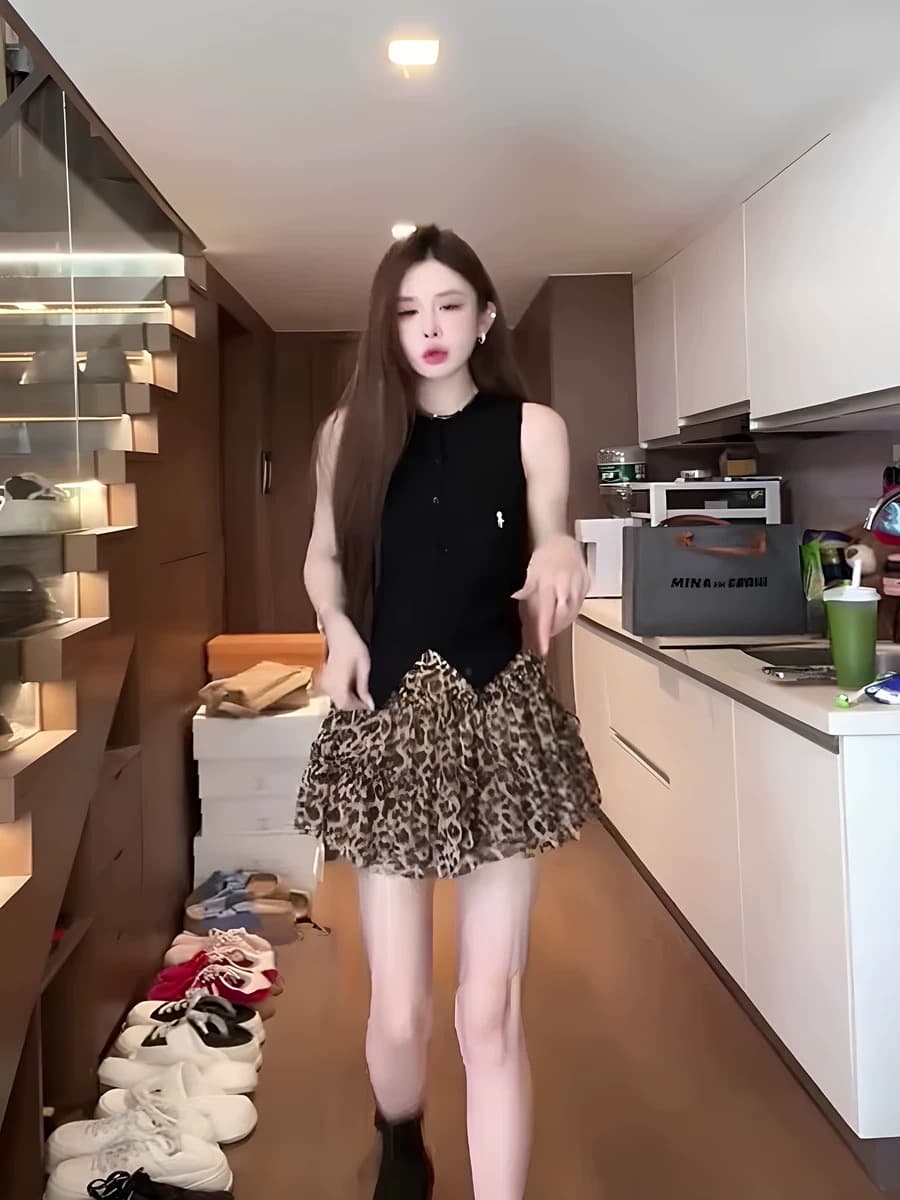 아메리칸 레트로 세트 여성 여름 고급 센스 품격 슬림해 보이는 민소매 조끼 맨위 레오파드 무늬 반신 스커트 투피스 세트 이미지 2