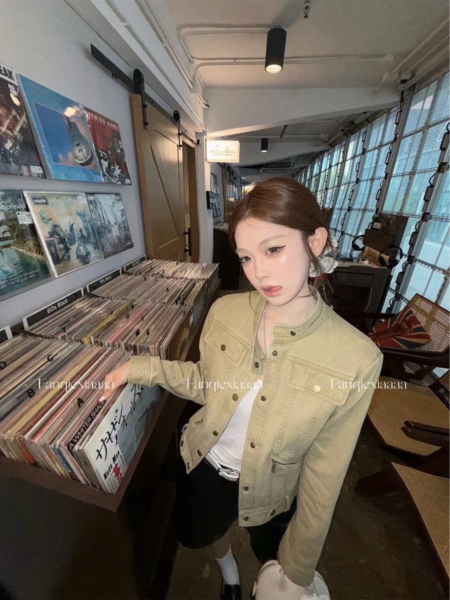 토마토 남자 나폴레옹 손 사 마 오래된 워싱 스탠드 칼라 비스듬한 가방 삽입 긍정적 인 어깨 데님 자켓 짧은 여성 코트 상세 이미지 4