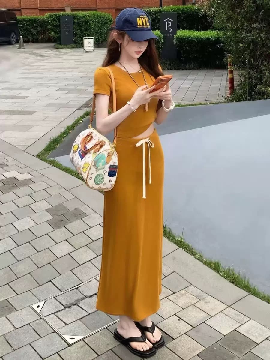 자이언트 잘 생긴 ~ 중 여름 드레스 세트 한 부서 작은 키 순수한 욕망 바람 핫걸 패션 반팔 티셔츠 반신 스커트 투피스 세트 상세 이미지 2