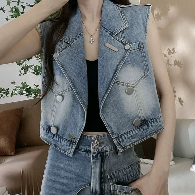 디자인 센스 폴로 칼라 이중 버튼 레트로 데님 베스트 여자 2026 여름 새로운 민소매 어깨 조끼 자켓 이미지 5