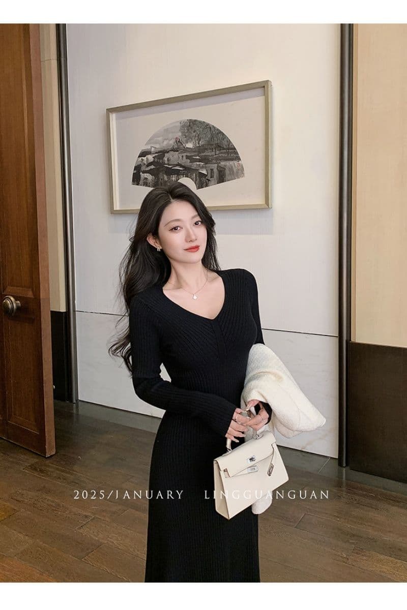 부드러운 바람 품격 V넥 긴팔 니트 여성 드레스 가을 겨울 경기 코트 몸매 가꾸기 슬림해 보이는 인사이드 가져 가라. 만나는 롱 스커트 이미지 2